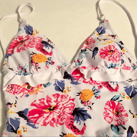 One piece swimsuit - Picture 3 of 4